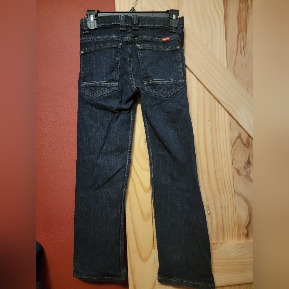 Wrangler - Picture 2 of 4